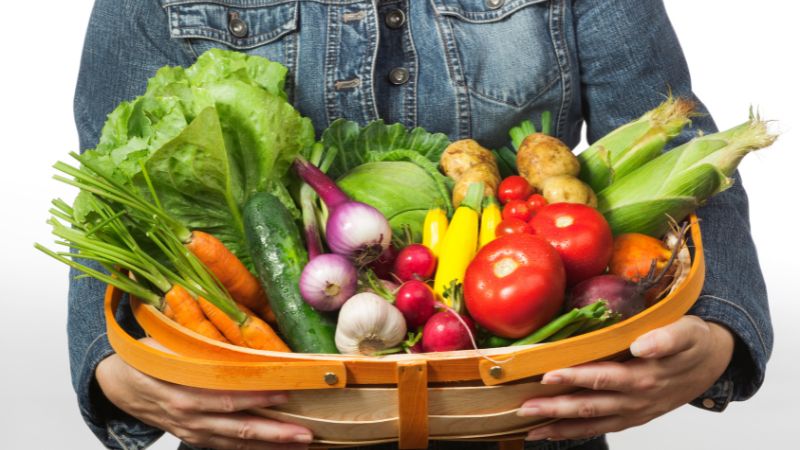 How Many Vegetable Plants Do You Need per Person? Tomatoes to Carrots